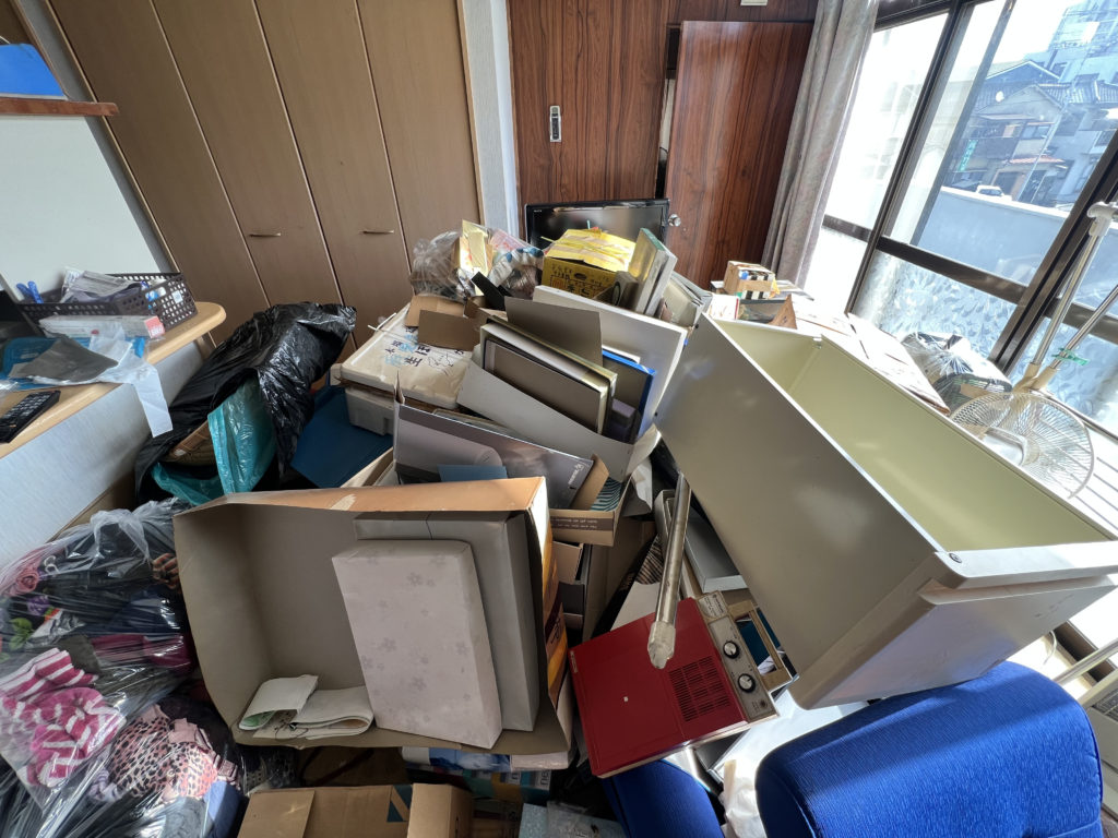 和室・居間 片付け前