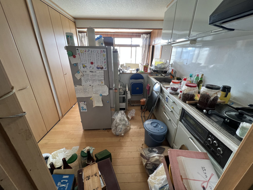 台所・食卓 片付け前