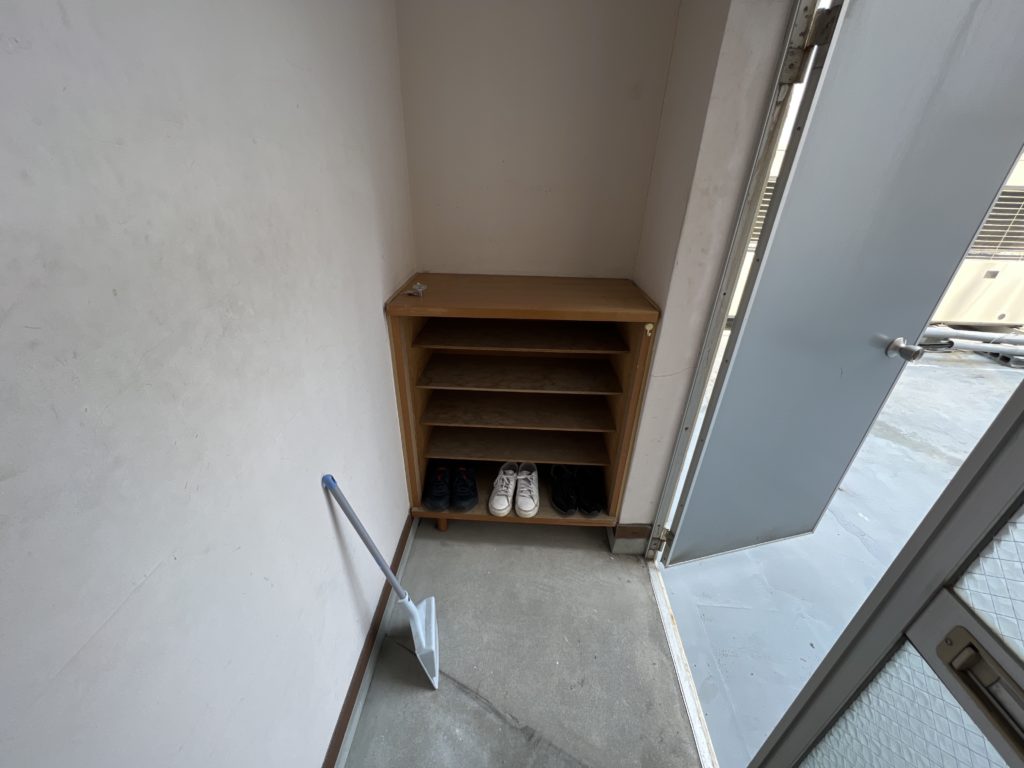 鹿児島市西千石の賃貸マンション 玄関の片付け後の様子